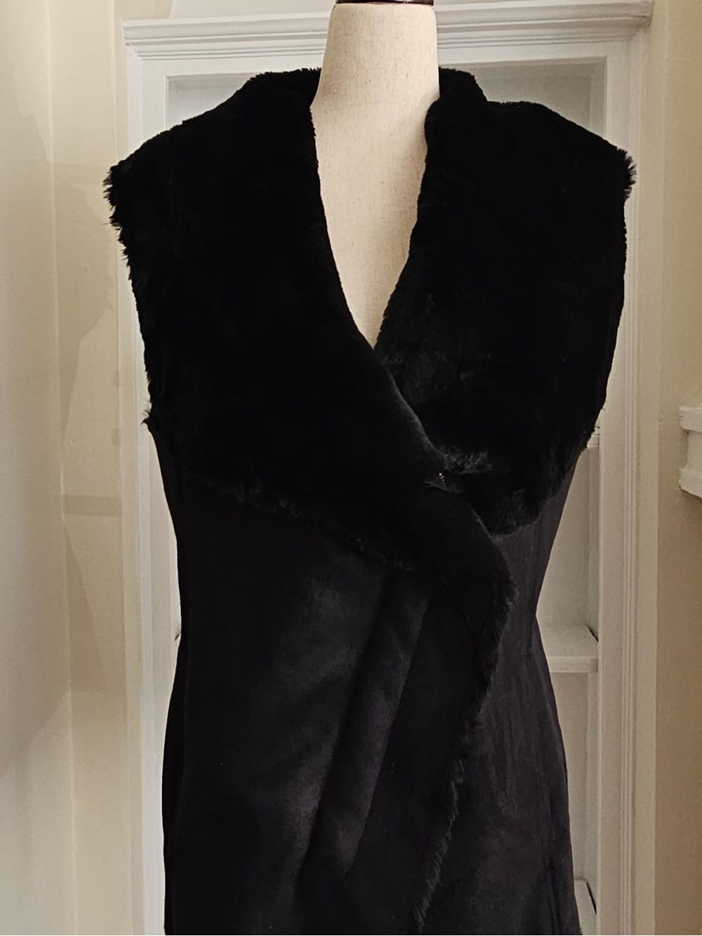 BCBGMAXAZRIA Stefano Faux Fur Draped Vest - Black - Never Worn [M]